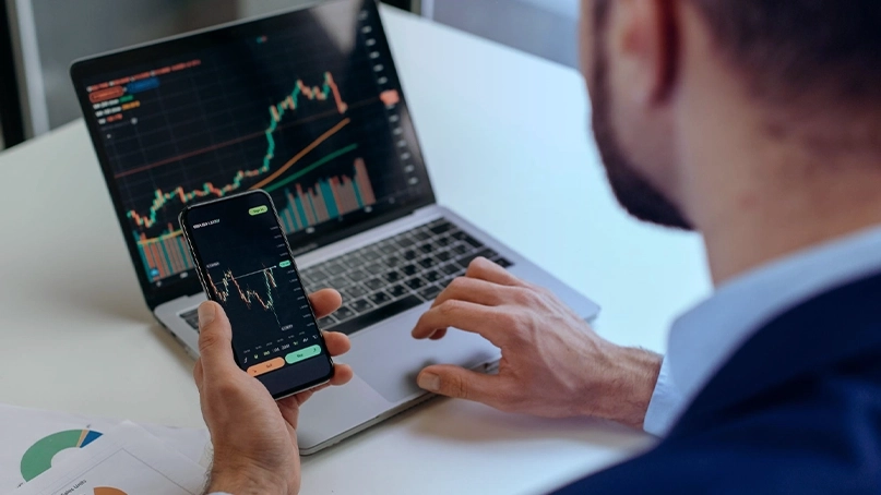 Ura Dex Sol KI-Handelsdashboard